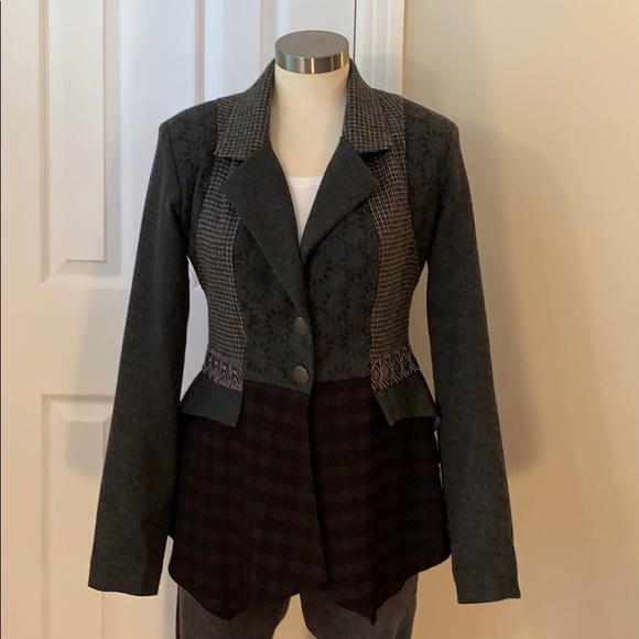 ANVRDIE ONE OF A KIND BLAZER - Picture 1 of 8